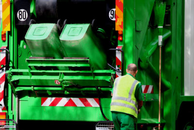 Waste_Worker_iStock-91891889-2048x1365-1-400x267 Waste_Worker_iStock-91891889-2048x1365-1-400x267