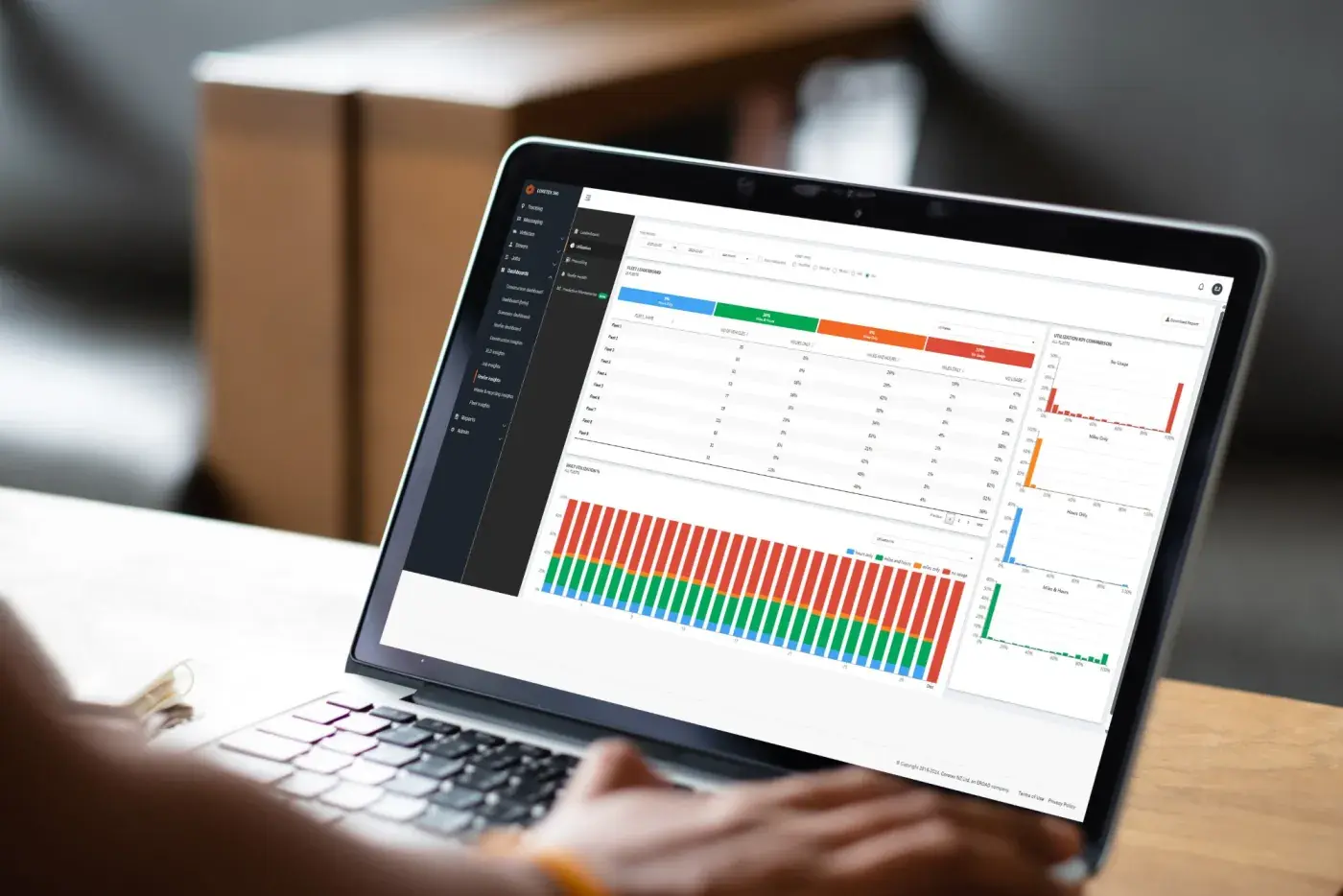 Reefer Insights utilization dashboard comparing fleets on a laptop